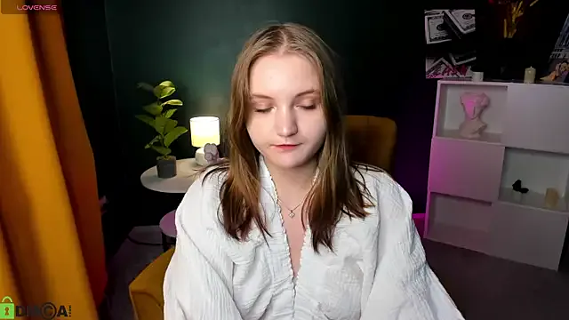 Solefreee — Open shoulders