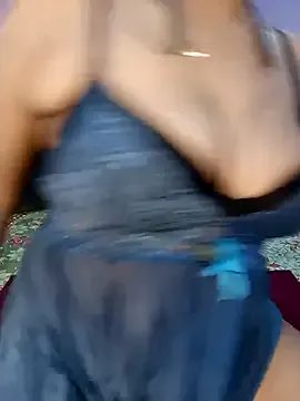 Sony-Model — Full nude
