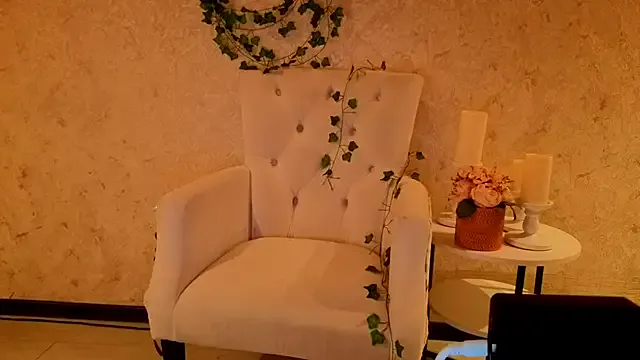 Soo_dreamy — show more body and tease