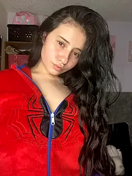 Sophi_dee1 — Cum show+Squirt count