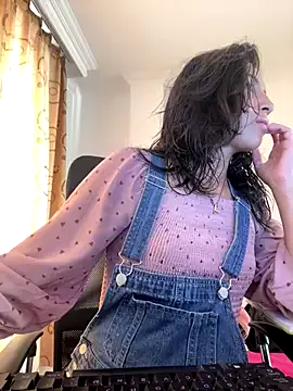 sophie_conelly — play pussy