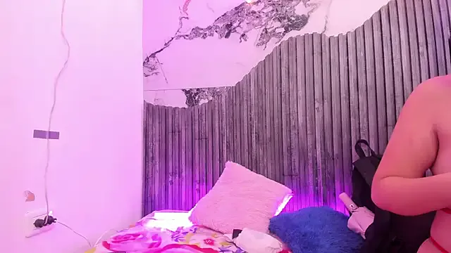 Sophie_sweet_bms — show oil complete naked bodys