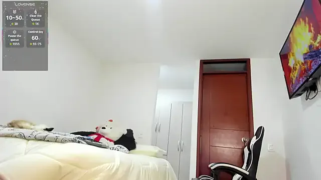 SophieBaker__ — naked in pantyhose + heels