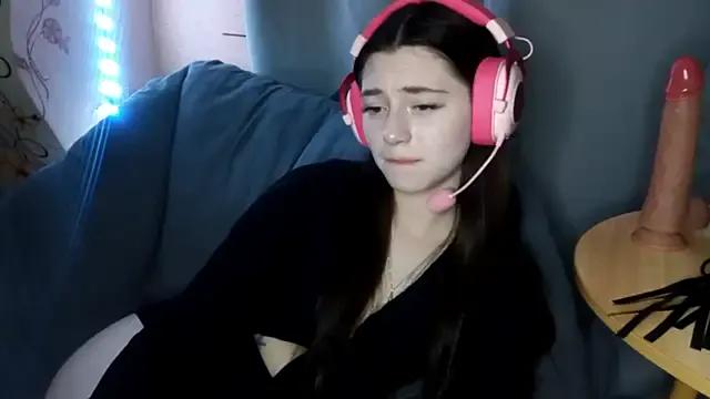 StripChat Sophiecuttie is Freechat Sophiecuttie — I'll take off my shorts and tease you wi