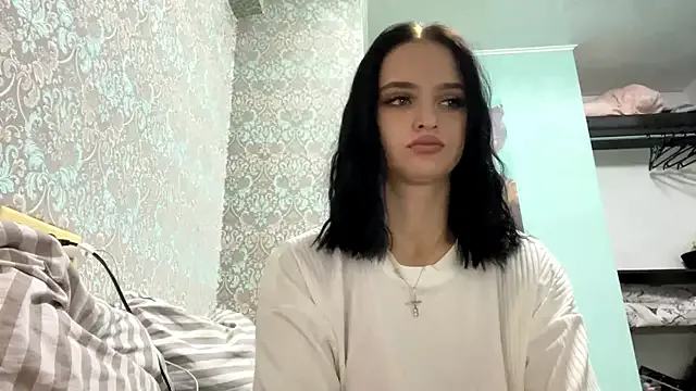 SorayaTrieger — bite my lips