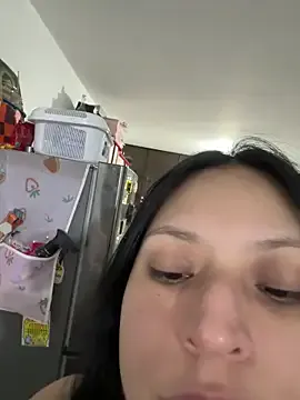 Soykarolina777 — Show boobs