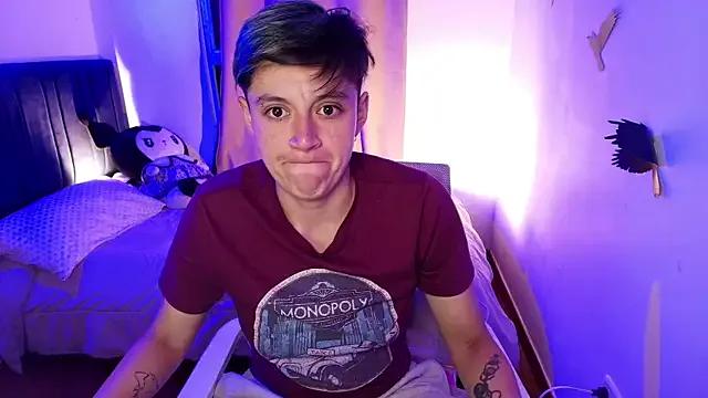 spicyferny — FLASH BOOBS