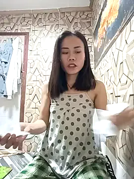 Squirt_expert10 — Satisfy my Horny pussy 