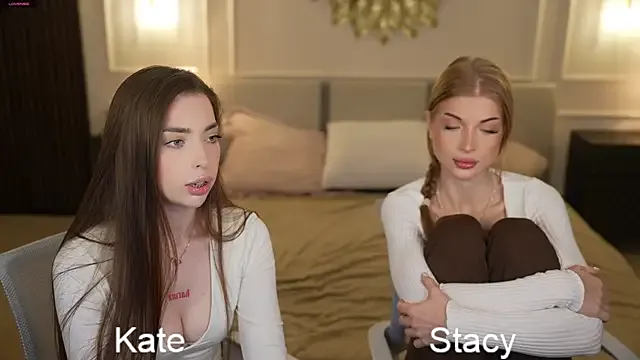 Stacy054 — nakked ass