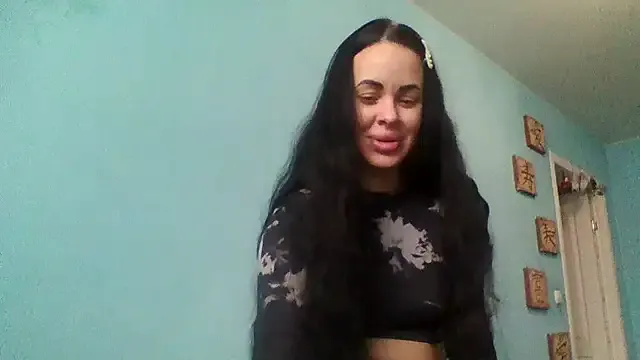 Stefaniyaxq — Freechat on StripChat