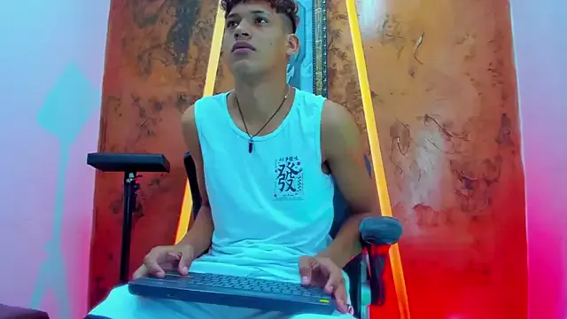 Stronger_sexy — show cum hot