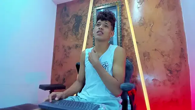 Stronger_sexy — naket boy hot