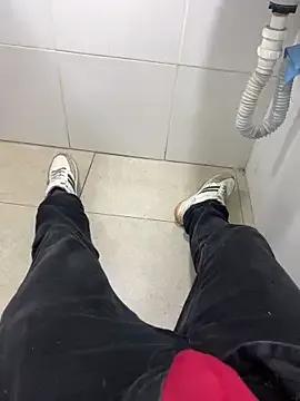 stuard-19 — Saco toda mi leche 