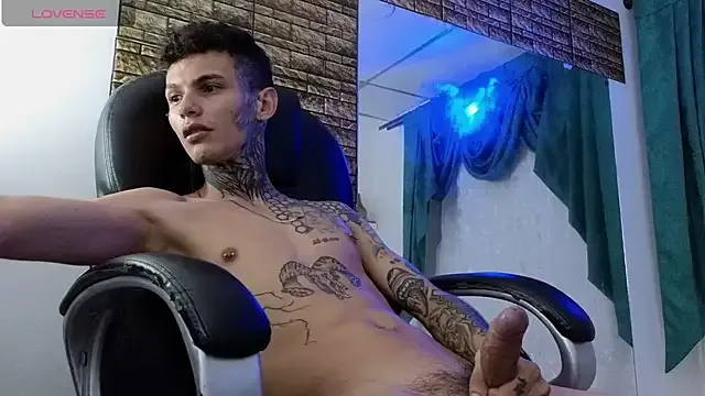 Stuart_Boy_ — Freechat on StripChat