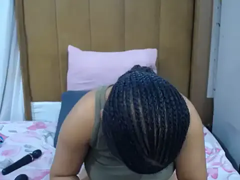 SultryTits25 — Masturbate until cum