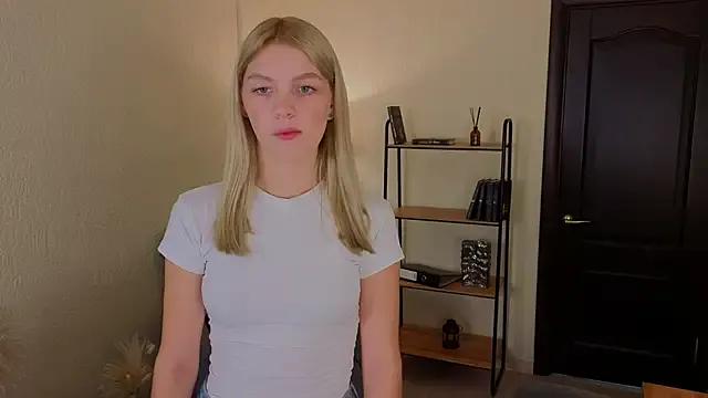 StripChat Susan_Sanders_ is Freechat Susan_Sanders_ — Lick fingers and eye contact
