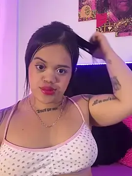 Sussyroxxx — play pussy whit my fingers !!