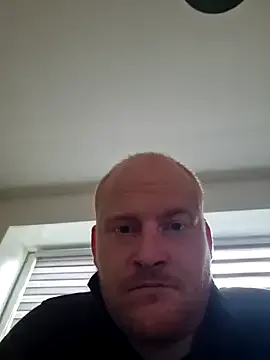 svenni2525 — Freechat on StripChat
