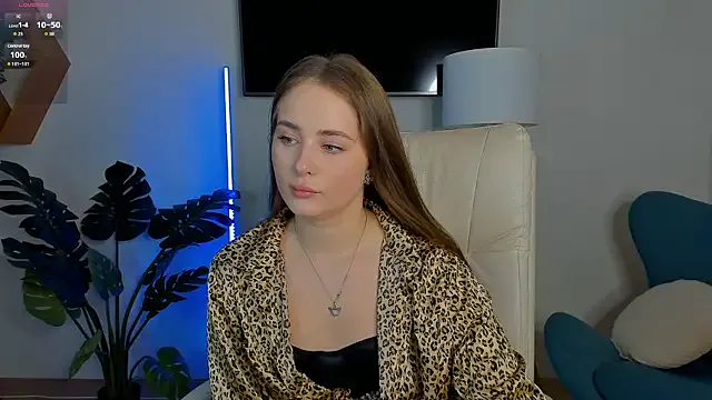 Sweet__Amily — flashing ass