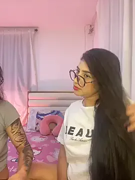 Sweet_and_Rous0 — Lesbian hot show