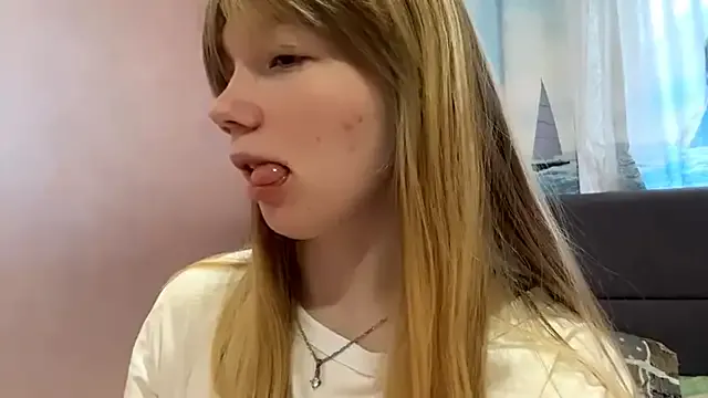 Sweet_horizon — Lick two fingers