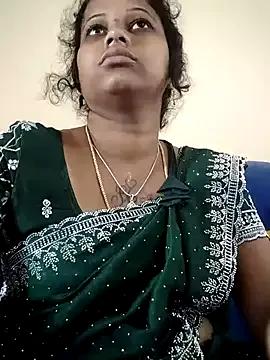 sweetqueen143 — Freechat on StripChat