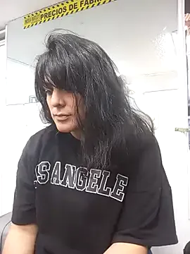 TalejaR — Show Tits for 3 minutes