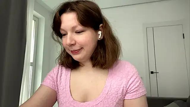 TamekiaSamii — air kiss