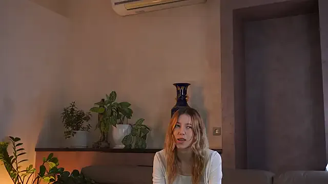 TamicaRiveiro — eye contact