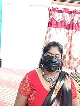 tamil-aunt — Private on StripChat