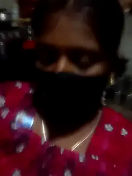 Tamil_Hot_Sandy — Private on StripChat