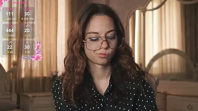 TamShutters — Lick my lips