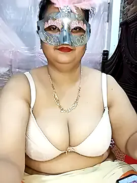 Tanisha-Chy — Full nude show,fingering,etc.