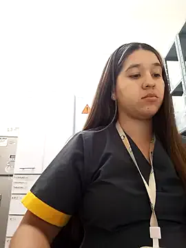 tatiana1229 — Meter mano en la pussy
