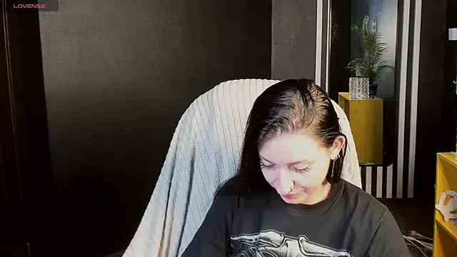 tattoo_lilith — breast massage close to cam
