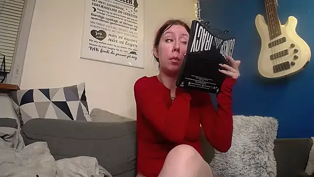 TattooedGirlDK — show boobs!
