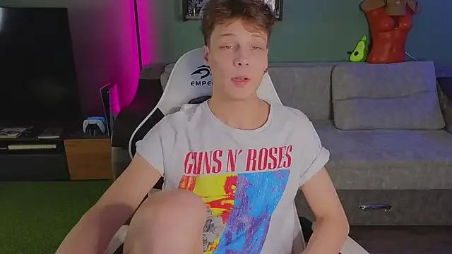 TeddyLiLboy — cumshow