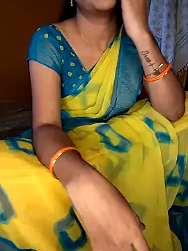 Telugu-Rowdy-pilla — Oil Boobs