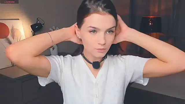 TeriRipka — Lower my shorts and spank my ass!