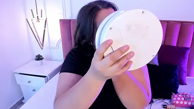Tessa_Sinclaire — Oil  ass