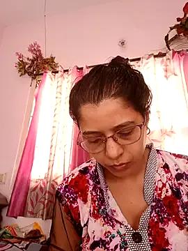 thanusi_2 — Freechat on StripChat