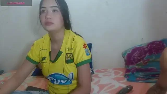 the_breasts_of_desir_ — show  milk  me  tits