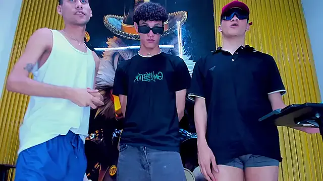 THE_FENIX_BOYS — all naked boys 