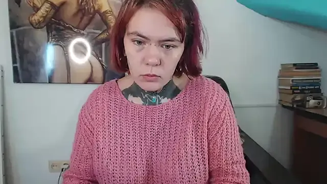 The_ICE_woman — remove t-shirt