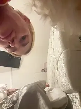 TheCumSlutBarbie — balcony play