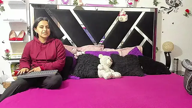 thedream_girls — SHOW TITS