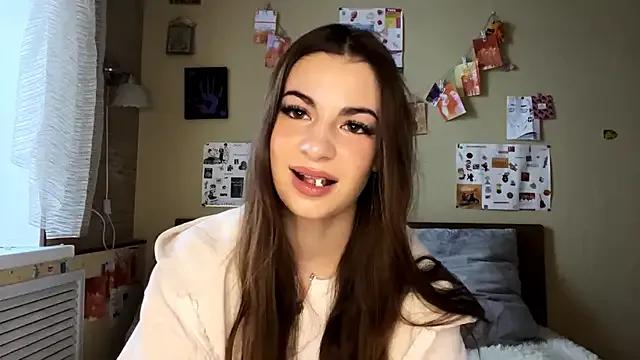 StripChat TheRealAnna is Freechat TheRealAnna — Biggest smile ever