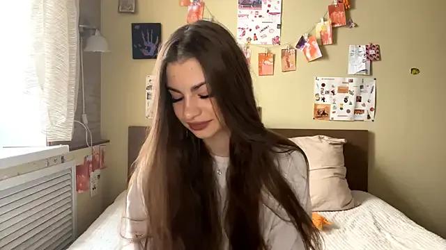 StripChat TheRealAnna is Freechat TheRealAnna — Spin around, show my outfit