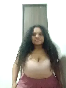 tiana_evan — Show boobs
