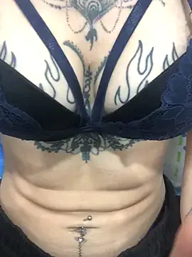 Tifanny_Sweett — Kises hot 